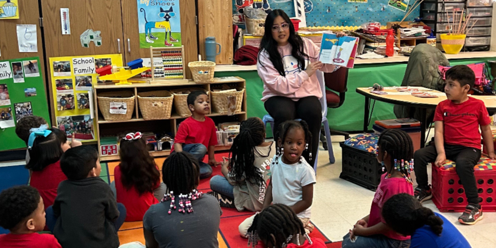 Mrs. Lee Reads to Pre-K Students | Hope Pre-K