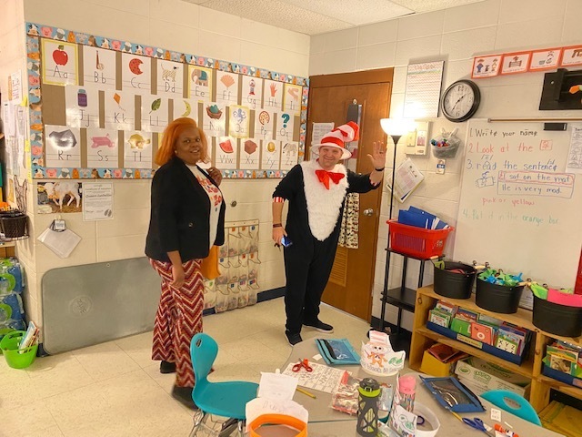 readers in ms irvins class
